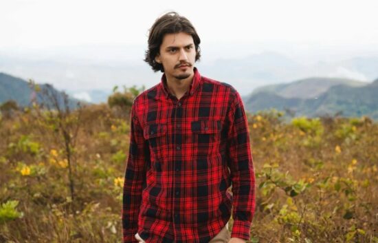 Why Flannel Shirts Are A Wardrobe Staple