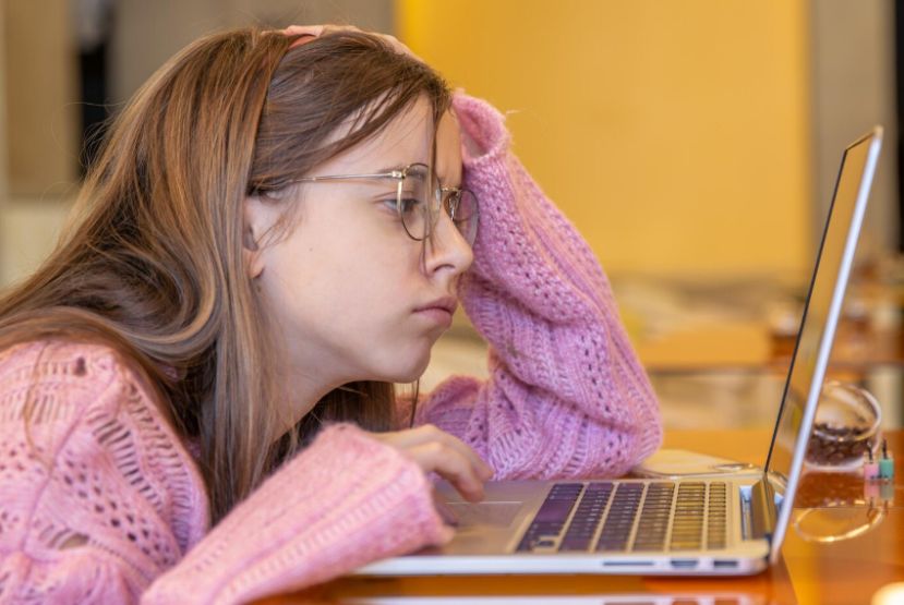 Why the Right Online High School Can Transform a Struggling Teen Why the Right Online High School Can Transform a Struggling Teen